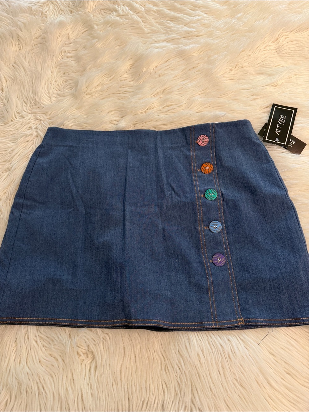 Attyre  Blue Denim Mini Skorts with Colorful Button Row size 14 brand new L15 - Picture 8 of 8